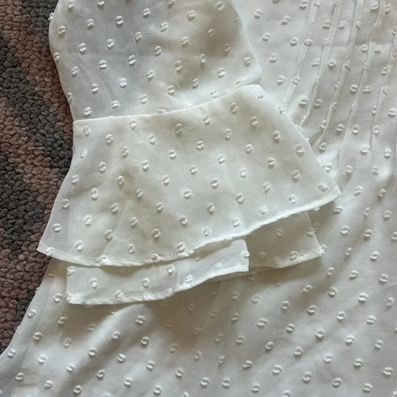 NWT Polka Dot Blouse - Picture 4 of 5